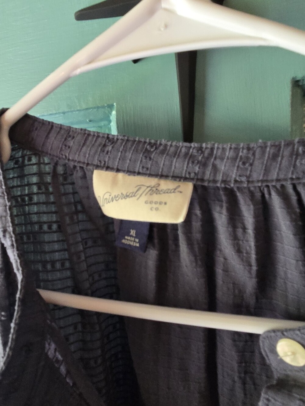 Universal Thread Navy Textured Button-Front Tunic - Picture 2 of 2